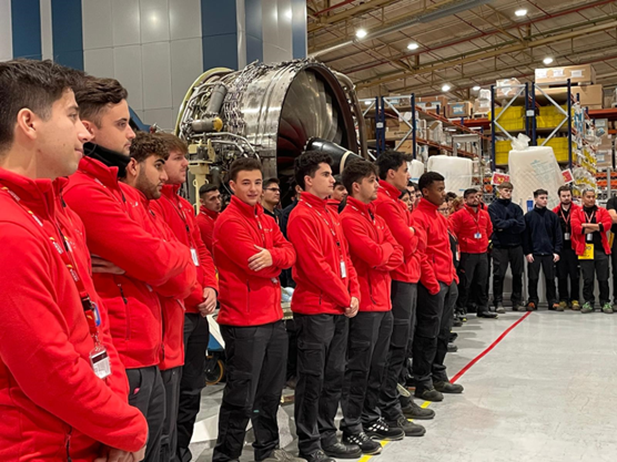 Alumnos del programa de Formación Profesional de Iberia
