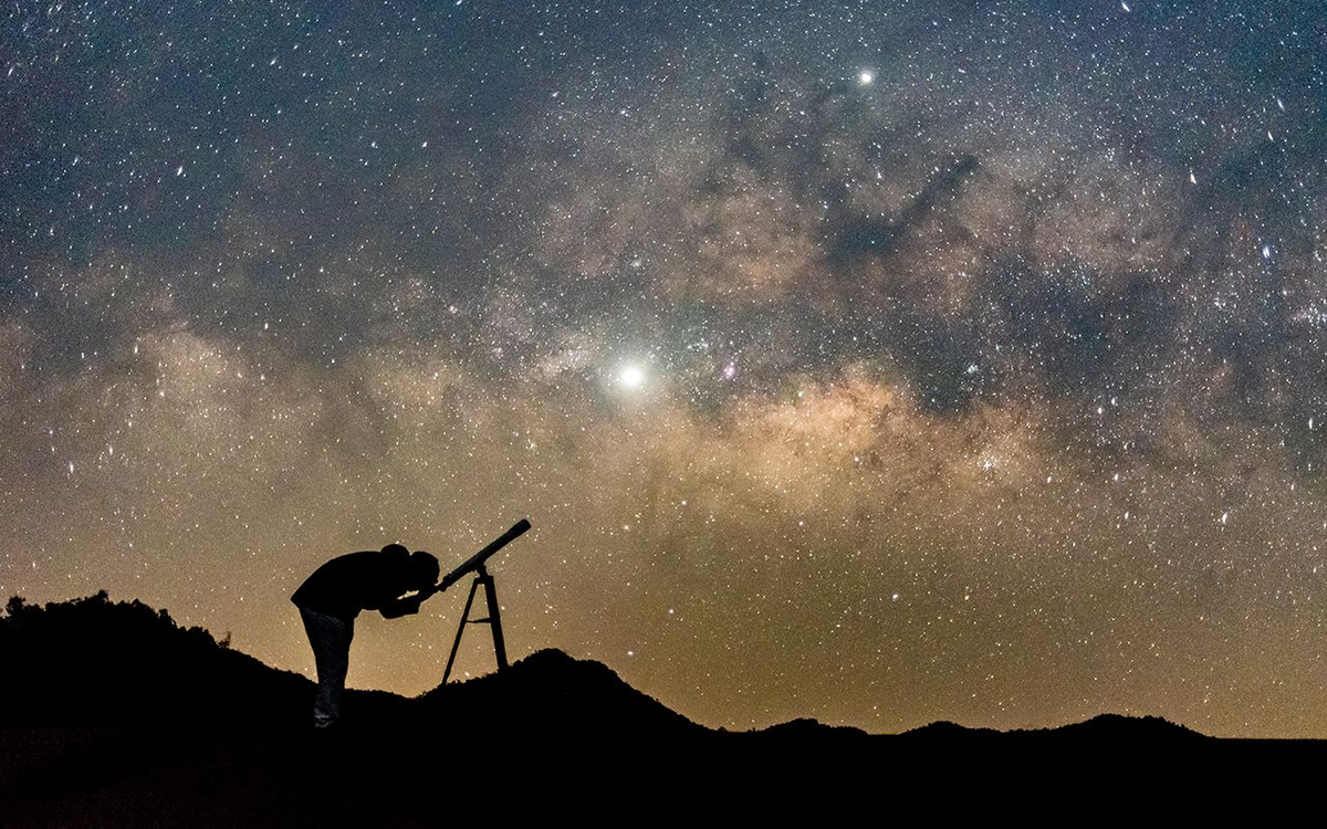 El desierto de Atacama es escogido entre los cinco mejores destinos del mundo para hacer turismo nocturno. - Ladevi Medios y Soluciones El desierto de Atacama es escogido entre los cinco mejores destinos del mundo para hacer turismo nocturno.