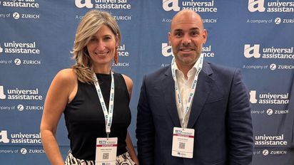 Ivana Sarzynski, gerente comercial de Universal Assistance, junto a Leonardo Napal, country manager Argentina.