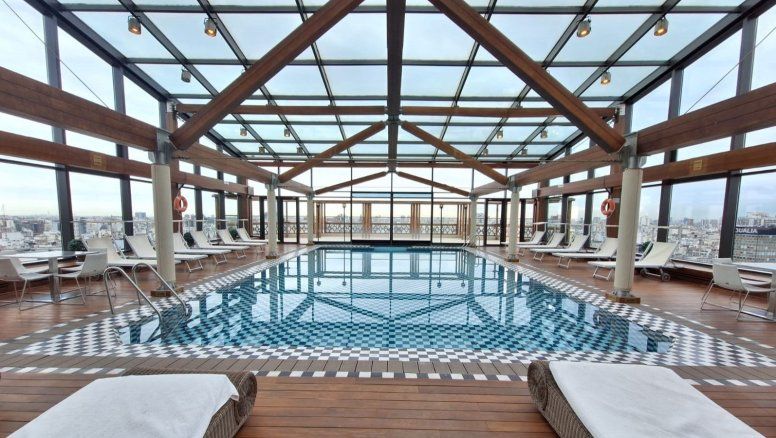 El Nivel 23 Club &Spa fue íntegramente remodelado desde que la propiedad se sumó a la cartera deMarriott.