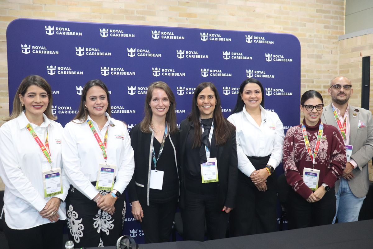 Liliana Rodríguez, presidenta ejecutiva de Coorporación de Turismo de Cartagena de Indias, Itzlel Valdez AYP Latinoamérica y el Caribe para Royal Caribbean, María José Silva gerente de turismo vacacional para PROCOLOMBIA y equipo.