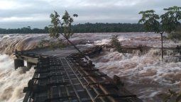 altText(Cataratas del Iguazú: cerraron el circuito Garganta del Diablo)}