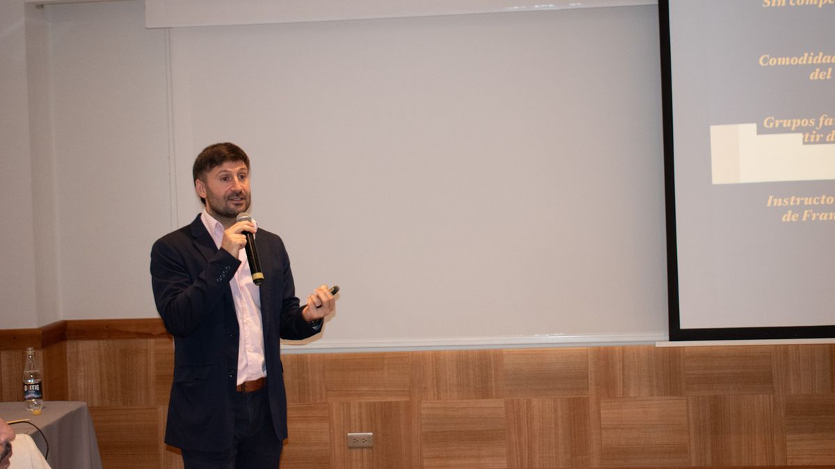 Lucas L&oacute;pez Sirotti, representante de Club Med, durante el Ladevi Workshop Quito.