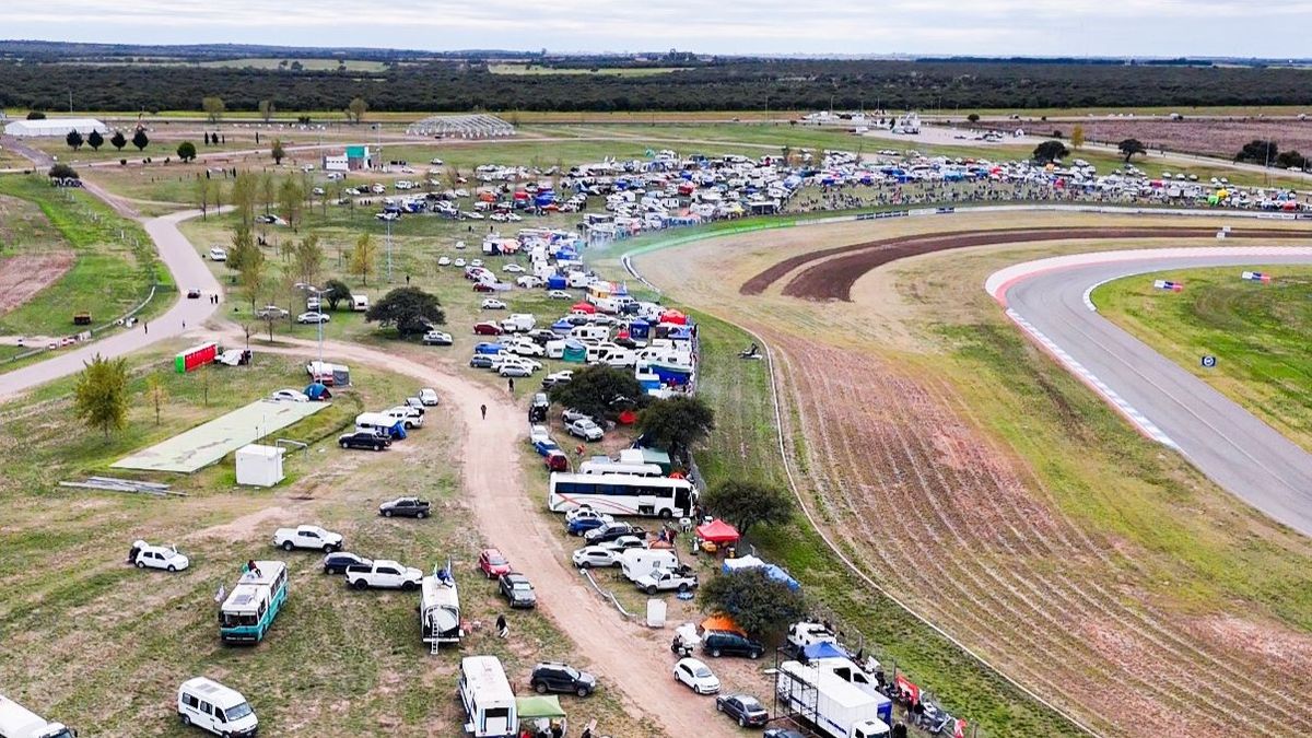 La fecha del Turismo Carretera, que tuvo lugar en el Autódromo Provincial de La Pampa, traccionó gran cantidad de turistas.