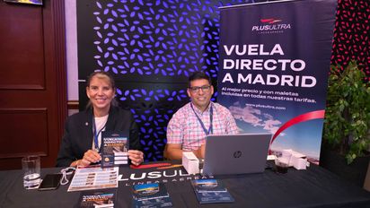 Lorena Maggiolo y José Castellanos de Plus Ultra Líneas Aéreas.