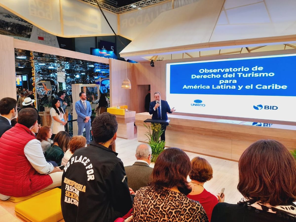 Las disertaciones son un condimento en Fitur.