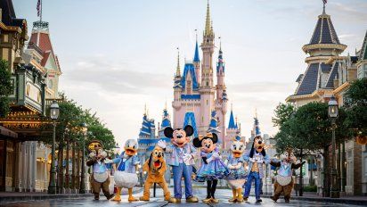 En Disney Word, Mickey y Minnie serán los anfitriones de La celebración más mágica del mundo.