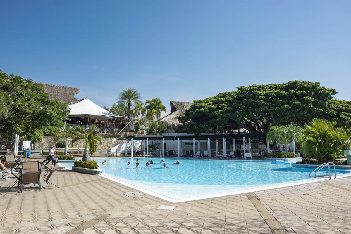 Características del Hotel Lagomar El Peñón Compensar