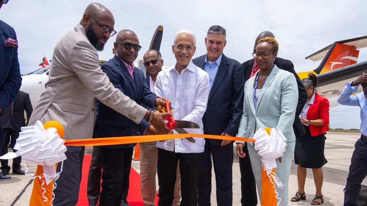 Corte de cinta en la inauguraci&oacute;n de la ruta.&nbsp;