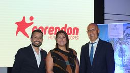 Andrés Rodríguez, comercial de Corendon Colombia, Ashari Mendes, directora de Ventas Curazao y Biray Ogut, director de Cadena en Curazao.