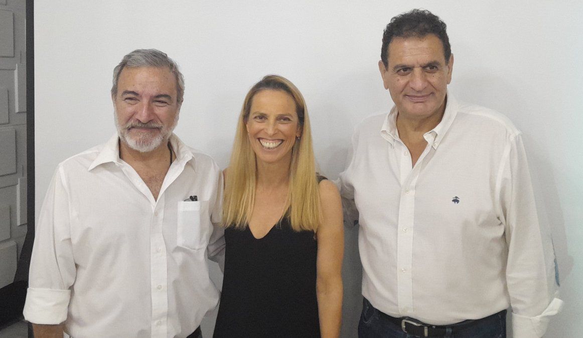 Mariano Iglesias, María Julia Encabo y Ricardo Almirón durante la presentación de la Comisión de Filmaciones de Guanajuato.&nbsp;