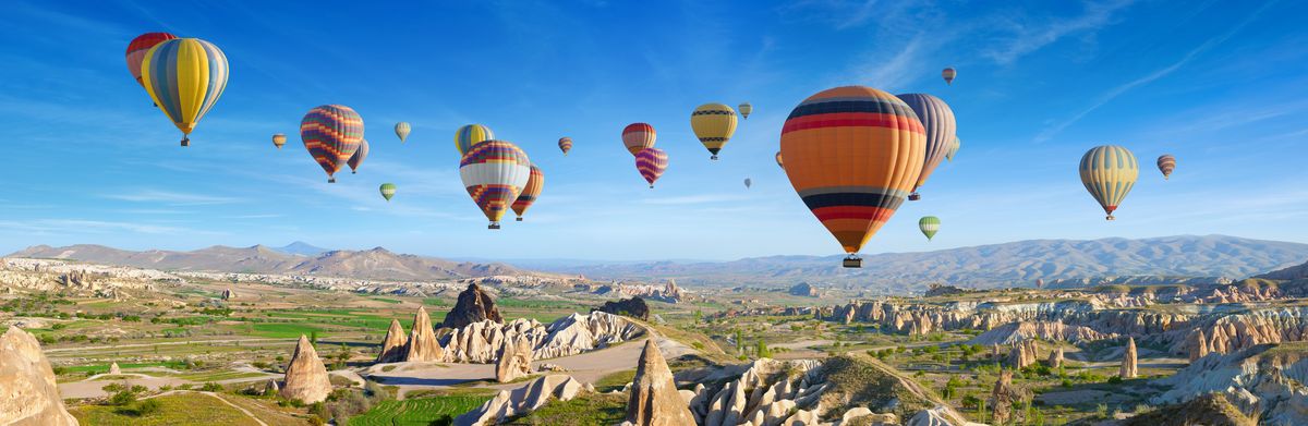 Mega Travel invita a disfrutar del surrealismo de Capadocia, Turquía.