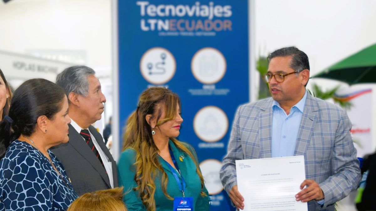Tecnoviajes recibi&oacute; un reconocimiento por parte del Viceministerio de Turismo.&nbsp;