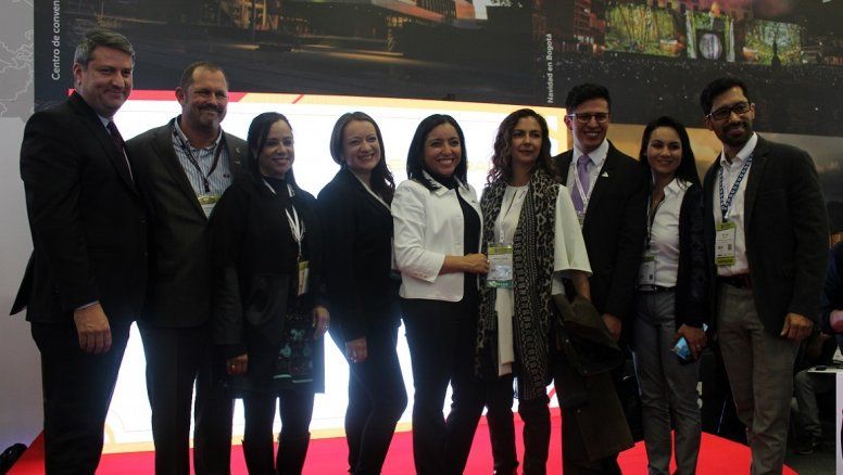 Representantes del IDT, aeropuerto El Dorado y diferentes gremios de la industria.