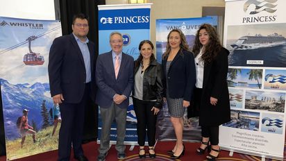 Representantes de Princess Cruises, Destinations Vancouver y Visa & Vi Travel.