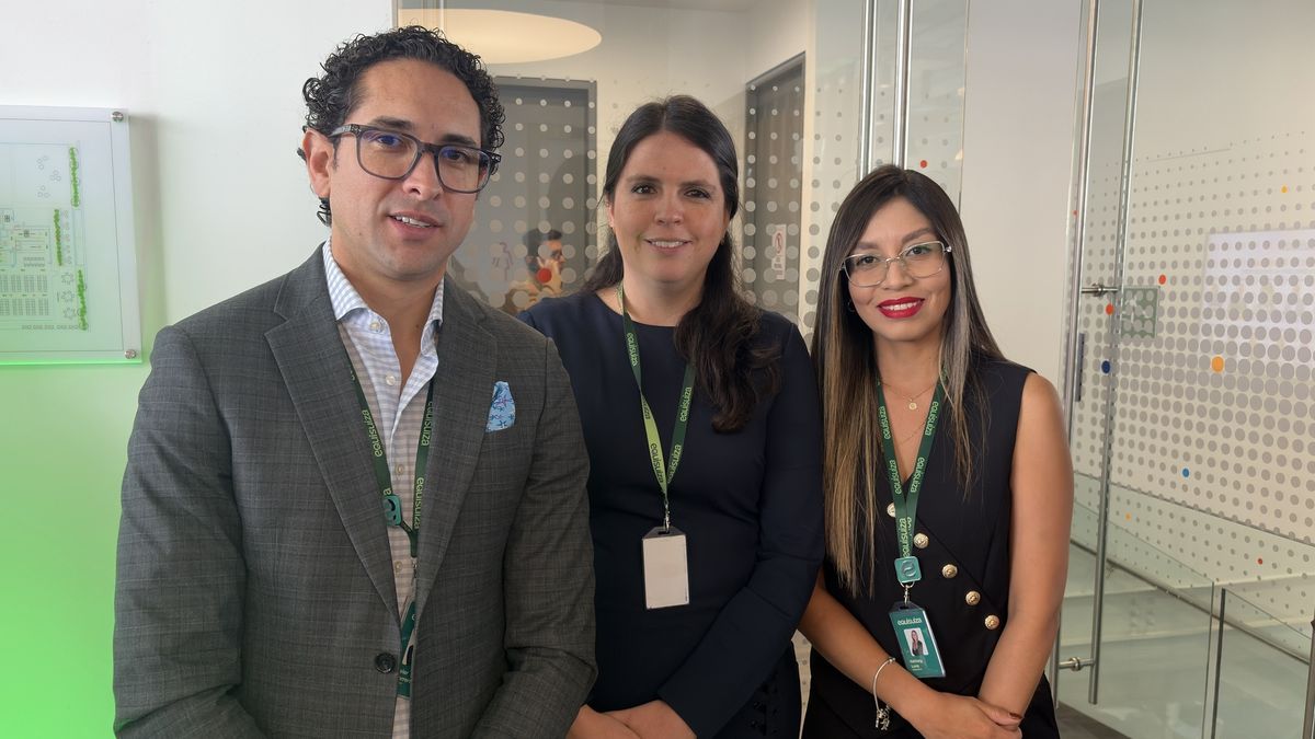 Presentación oficial de alianza entre Intermundial y Equisuiza, en Quito.