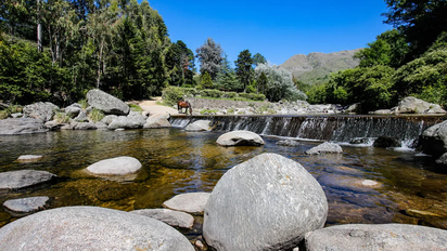 Ni Villa Carlos Paz ni Cosquín: el pueblito de Córdoba rodeado de cascadas para disfrutar en el verano