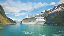 Oceania Cruises ofrece diversos itinerarios por Alaska.