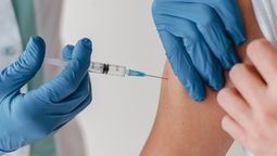altText(Viajeros de Colombia, Perú y otros países deberán presentar certificado de vacunación contra fiebre amarilla)}