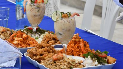 Cerro Azul, cumple 101° años de creación política, y una de las mejores maneras de rendirle homenaje es degustando su irresistible gastronomía.