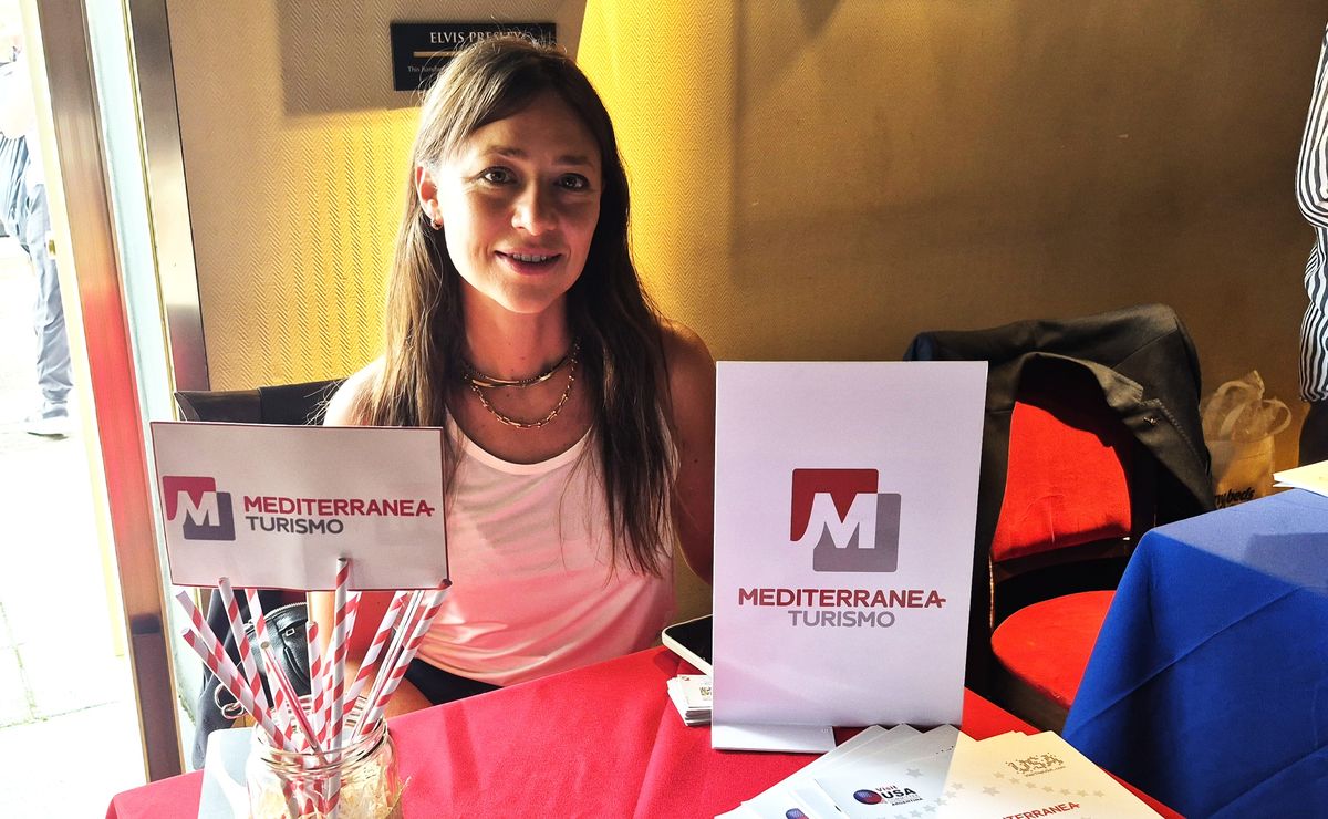 Jimena Ruiz, gerente Comercial de Mediterránea Turismo en el workshop del Comité Visit USA Argentina realizado en Buenos Aires.