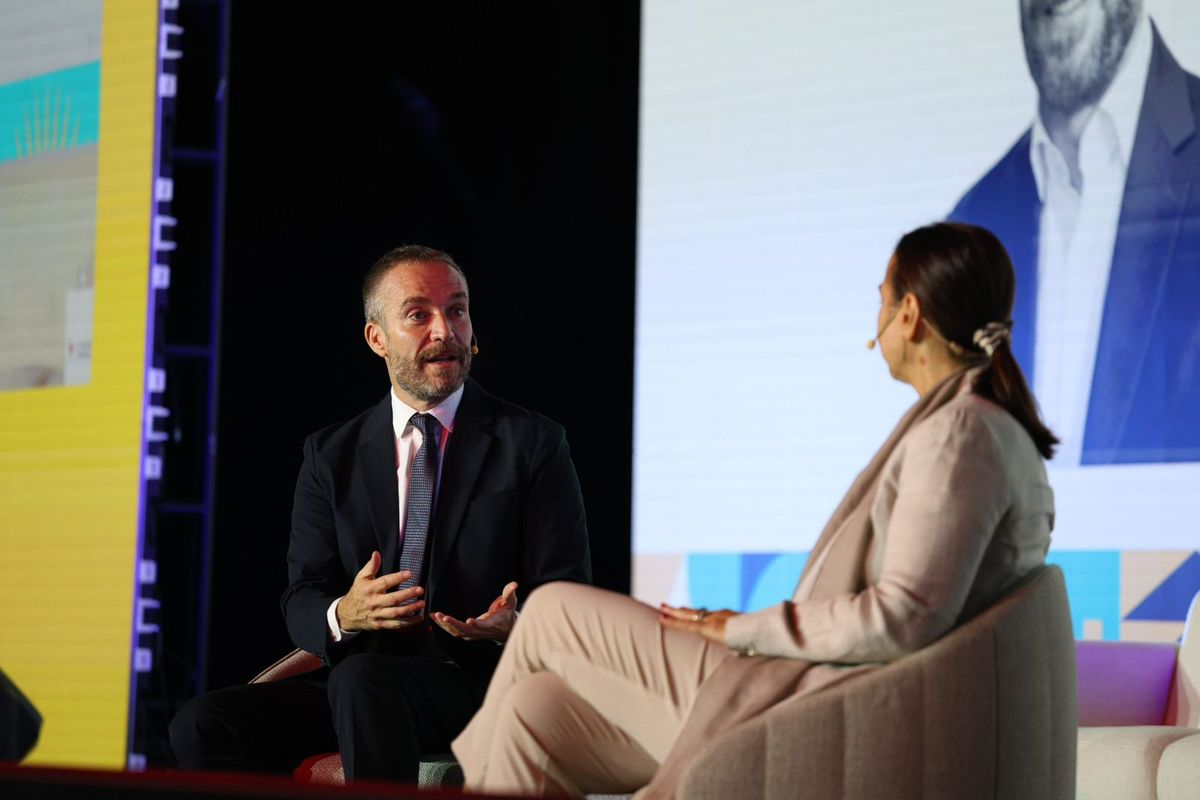 Miguel Sanz, presidente de Turespaña, y Alessandra Priante, presidenta del ENIT Agenzia Nazionale de Turismo.