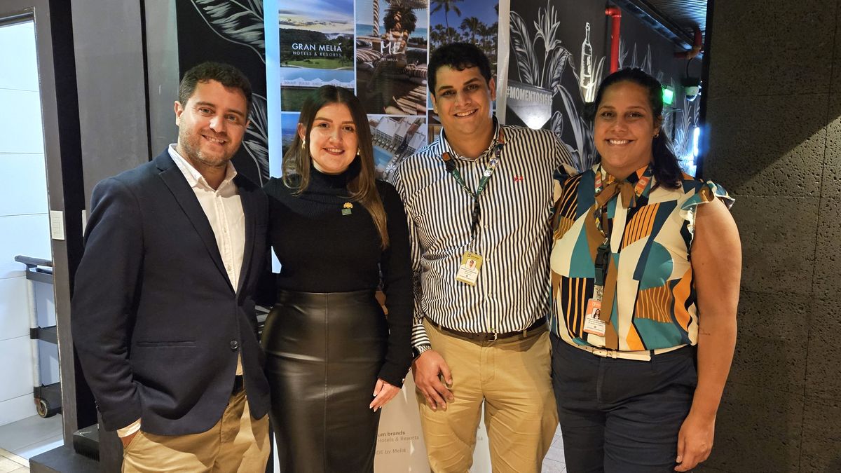 Equipo de Meli&aacute;: Daniel Mor&aacute;n, Catalina Londo&ntilde;o; y Discover Mayorista: Ignacio Garc&iacute;a y Ariana Garc&iacute;a, fortalecieron alianzas en un encuentro con agencias de viajes.