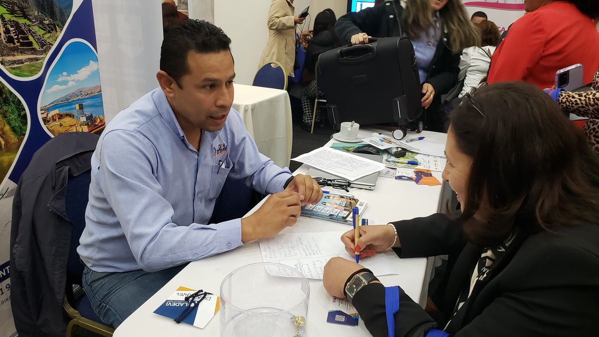 Luis Carbajal, ejecutivo comercial de Dika Travel.