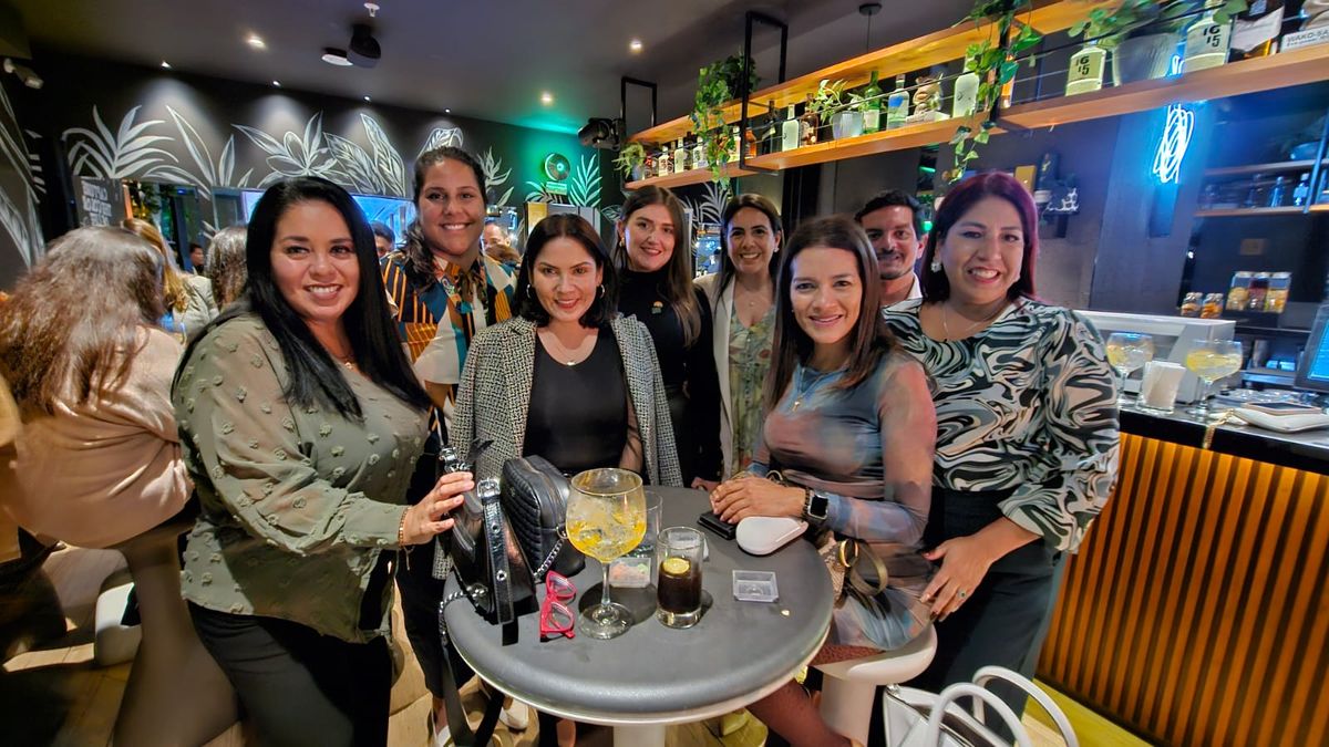 Luego de la presentación de Paradisus, agentes de viajes compartieron una noche en camaradería.