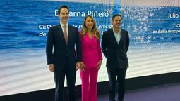 Javier Águila, presidente de Exclusive Colecction de Hyatt; Encarna Piñero, CEO de Grupo Piñero; y Julio Pérez, CEO de Bahia Principe, respectivamente.