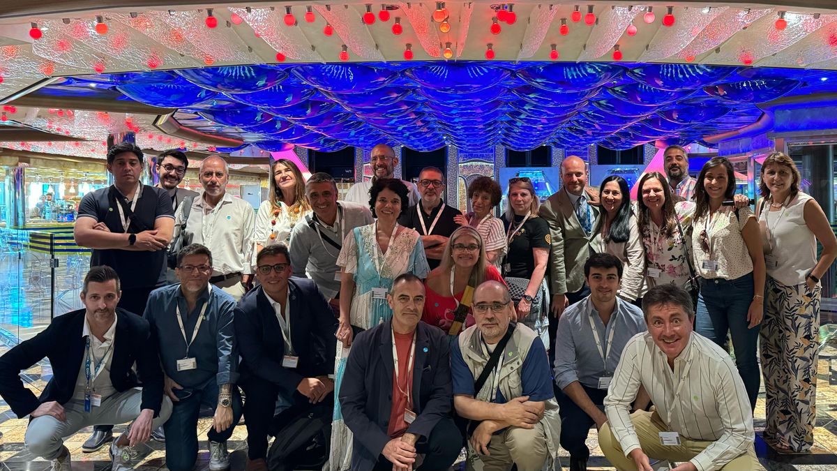 Recorrido con almuerzo por el Costa Diadema de Costa Cruceros.&nbsp;