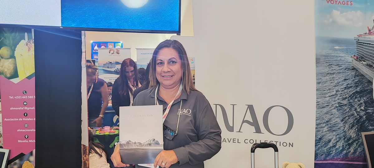 El equipo de Nao Travel Collection presentó su catálogo Luxury Collection Trending Travel Experiences 2025 en un tradeshow reunió a 70 agencias que reservan viajes de lujo.