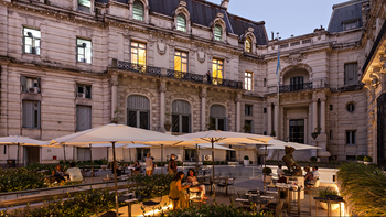 Buenos Aires: el ex Palacio Paz en Plaza San Martín se puede visitar y está inspirado en el Museo del Louvre de París.