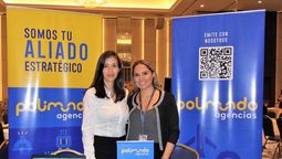 Karina Ortiz y Luisa Huayamave, ejecutivas comerciales de Polimundo.