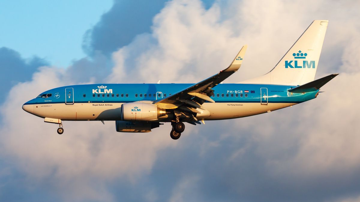 Viajar con KLM significa optar por un vuelo seguro y sostenible que cuida tanto al pasajero como al planeta. - Ladevi Medios y Soluciones Viajar con KLM significa optar por un vuelo seguro y sostenible que cuida tanto al pasajero como al planeta.