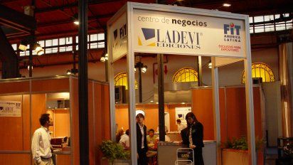 Desde su primera edicion, Ladevi Medios & Soluciones acompaá a la Feria Internacional de Turismo de América Latina con la organización y auspicio del Centro de Negocios. En este espacio los expositores de FIT encuentran un espacio relajado para reuniones reervadas y networking de calidad.