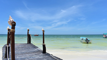 Estas vacaciones de Semana Santa relájate en las playas del Caribe mexicano.