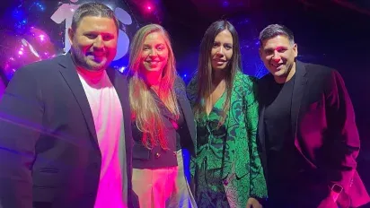 Los responsables de TS Tour Operador en su fiesta de primer aniversario.