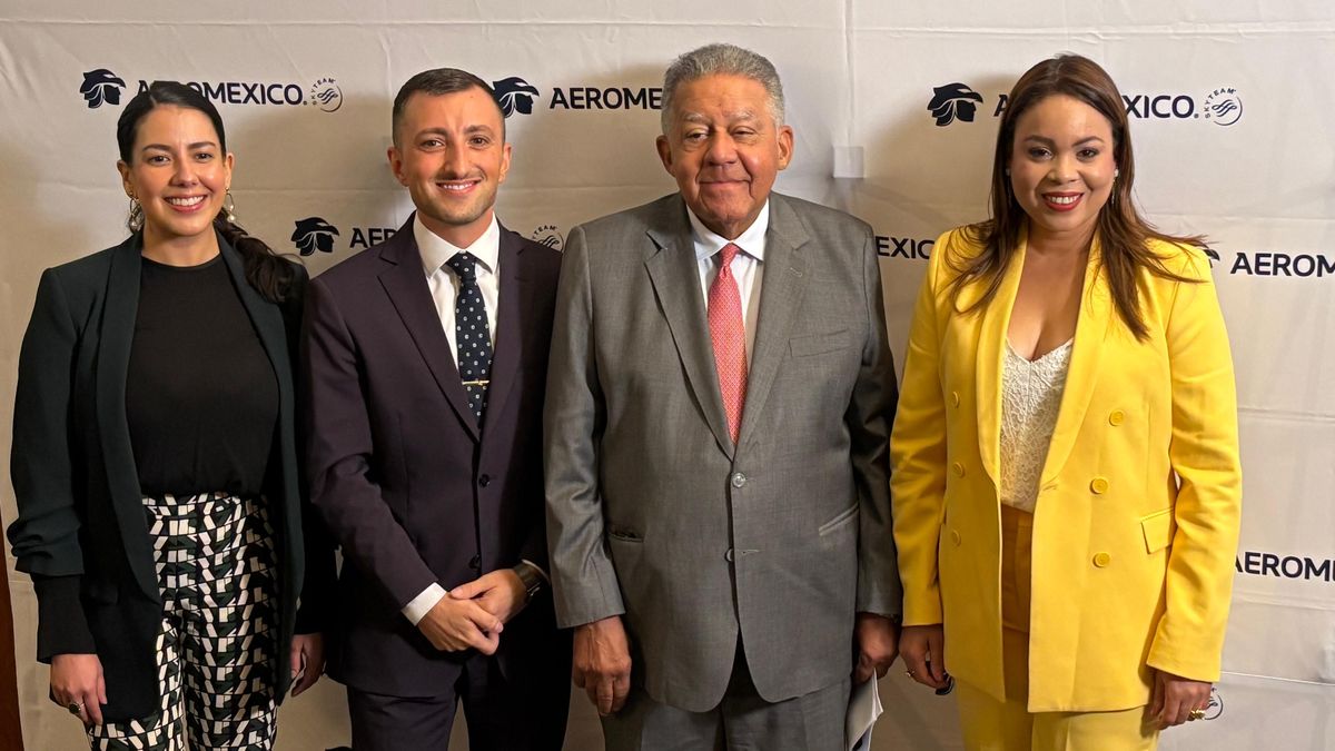 Alejandra Carrandi, Pasquale Speranza, Juan Bolívar y Carolina Pérez en el evento de Aeroméxico con República Dominicana.