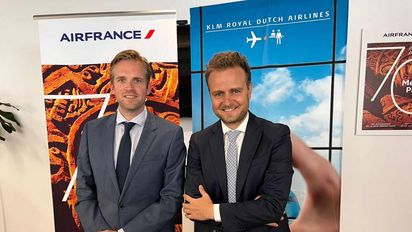 El director general de Grupo AIr France-KLM en México, Wouter Alders, junto a Guilhem Mallet, director saliente de Alianzas para las Américas del grupo.