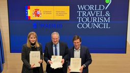 Firma del acuerdo entre WTTC, Madrid y Ministerio de Industria y Turismo.