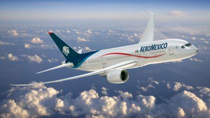 Aeroméxico acuerda con sus pilotos una rebaja salarial de 65%