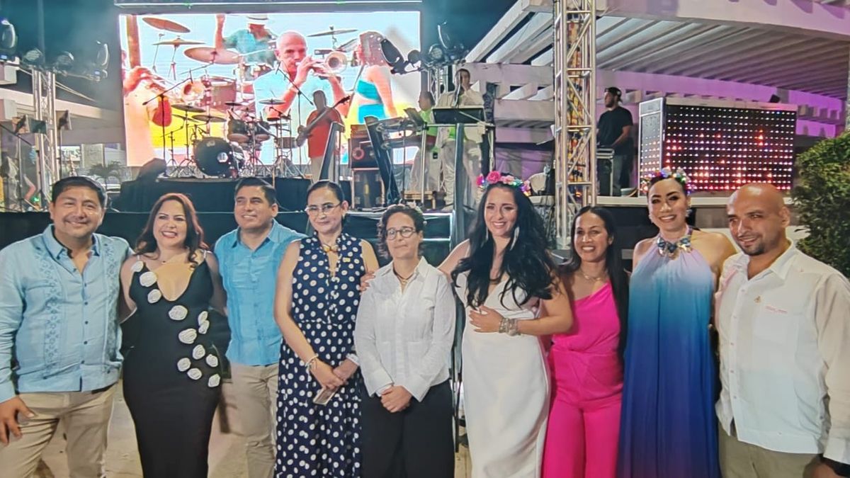 La inauguración de la 30° edición de Gala Puerto Vallarta-Riviera Nayarit fue presidida por diversas autoridades.&nbsp;