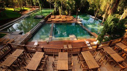 Las piscinas del Loi Suites Iguazú.