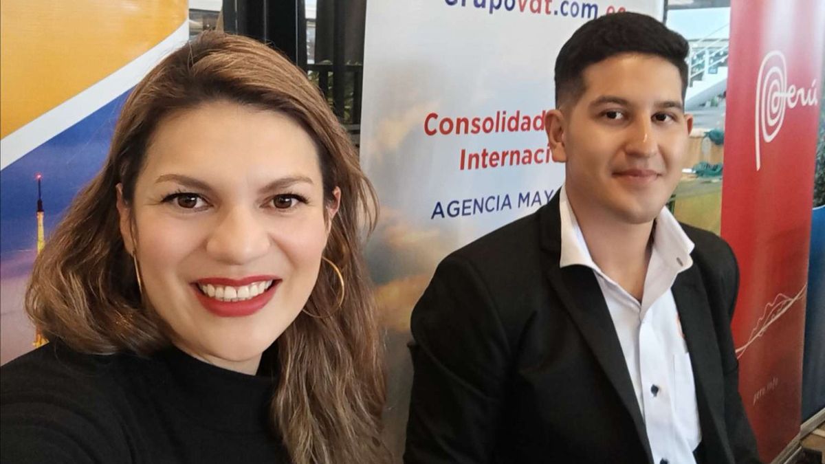 Tatiana Maridueña, gerente general de Grupo VDT, y Jair Torres, ejecutivo comercial.