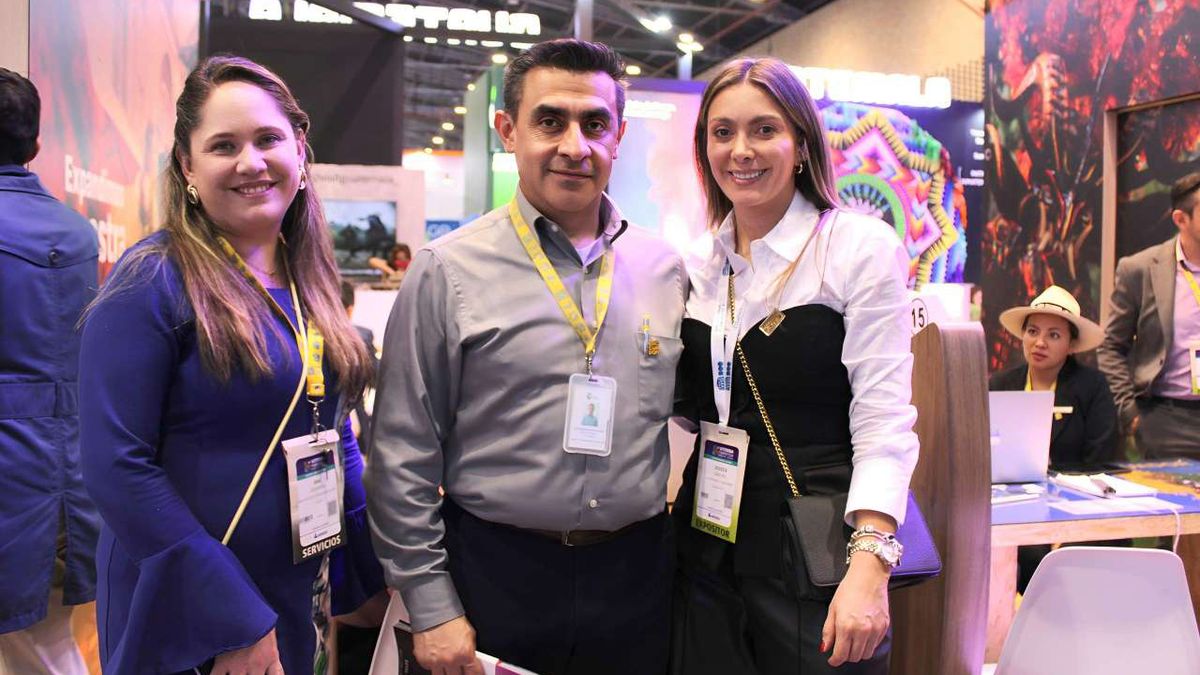 Ana Ontaneda, directora de Promoción y Mercadeo del Ministerio de Turismo; Julio Carrión, coordinador Dirección de Mercados Nacionales de Mintur; y Jéssica Sánchez, de Ladevi. 