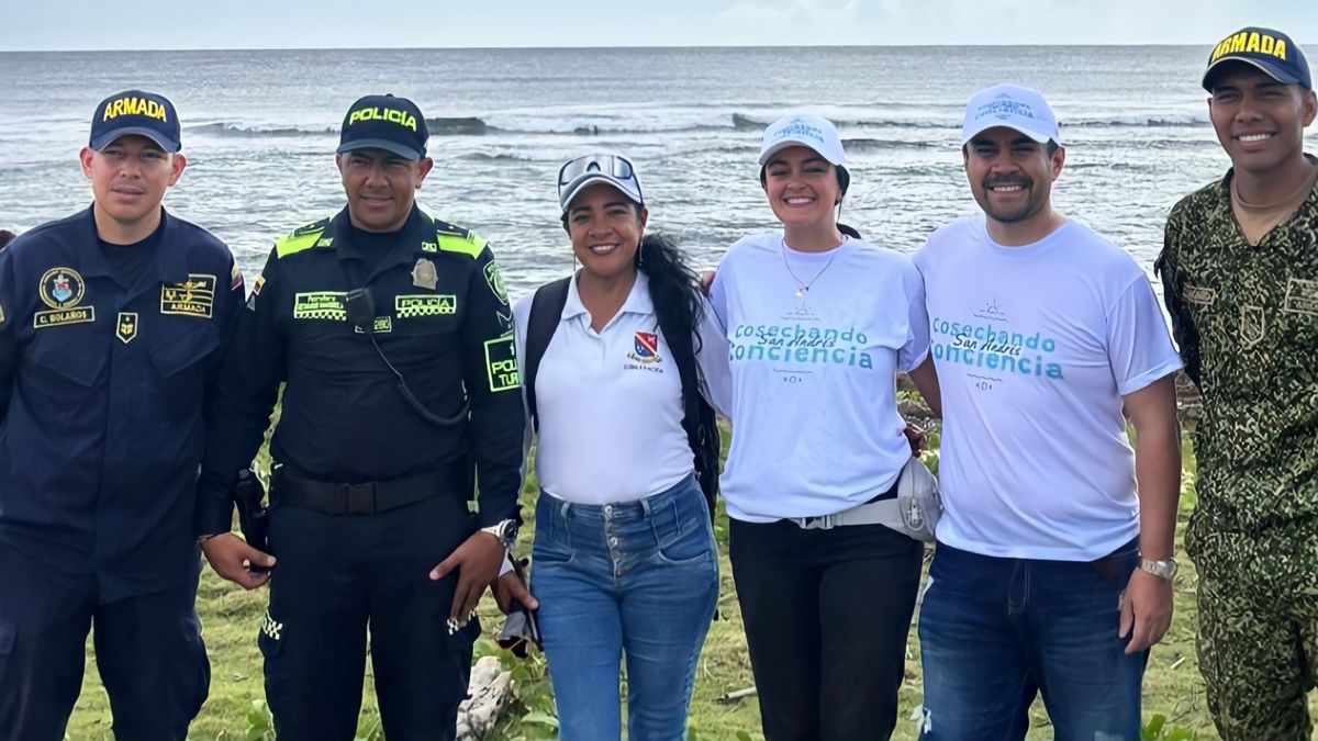 Representantes de On Vacation, Cempre Colombia y miembros de la fuerza pública participaron en la jornada.