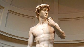 El David de Miguel Ángel, en Florencia.