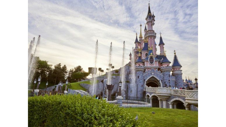 Disneyland París, uno de los parques temáticos más emblemáticos de Europa.