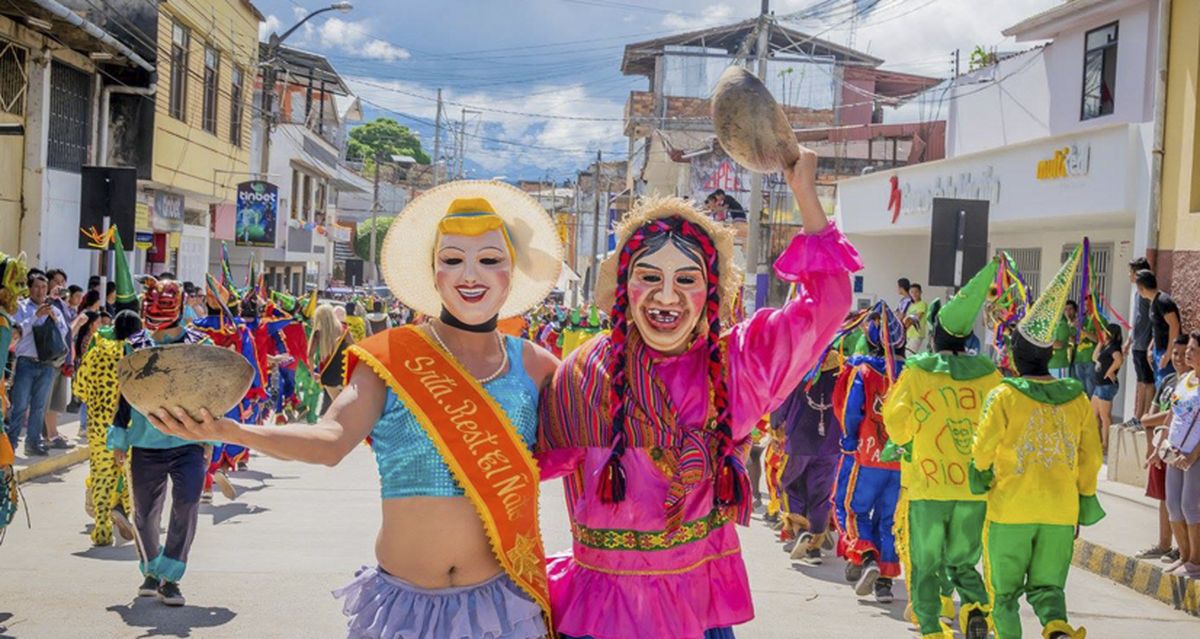 Los carnavales de Cajamarca y Rioja son las fiestas más atractivas para el turismo nacional. Tumbes y Piura son otras de las regiones favoritas.